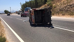 Muğla'da çöp kamyonu devrildi: 2 yaralı