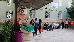 Oğlu tarafından öldürülen kadın toprağa verildi
