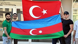 Öğrenciler Ermenistan'ı protesto etti