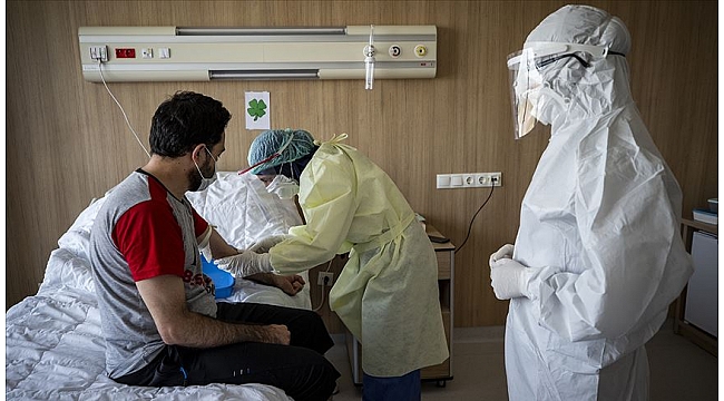 Türkiye'de son 24 saatte 921 kişiye Kovid-19 tanısı konuldu
