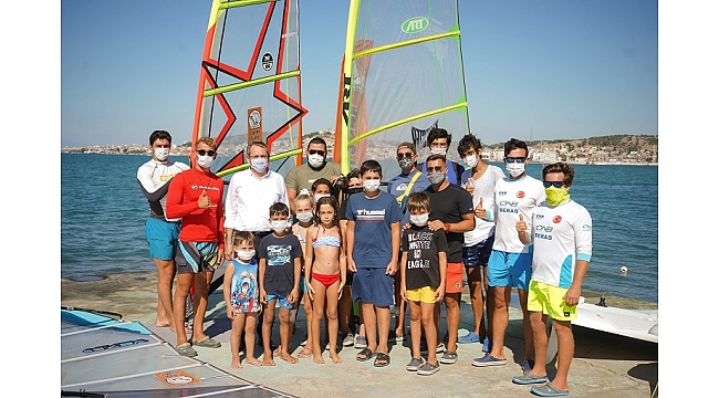 Ayvalık deniz sporlarının merkezi olma yolunda emin adımlarla ilerliyor