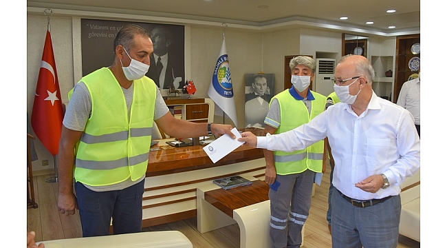 Başkan Kayda, Yavru Kedileri Kurtaran Personelini Ödüllendirdi
