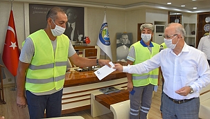 Başkan Kayda, Yavru Kedileri Kurtaran Personelini Ödüllendirdi