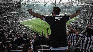 Ekim ayından itibaren futbol müsabakaları sınırlı sayıda seyirciyle oynanacak