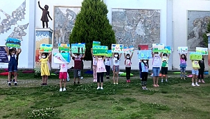 Gaziemirli çocuklar 'Zafer'in resmini çizecekler