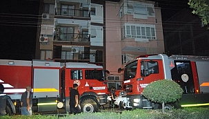İzmir'de çatısında yangın çıkan binada hasar oluştu