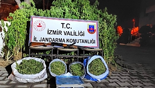 İzmir'de jandarmadan drone destekli uyuşturucu operasyonu