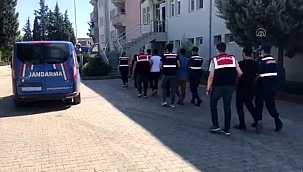 İzmir'de terör örgütü PYD/YPG üyesi oldukları iddiasıyla 4 kişi gözaltına alındı