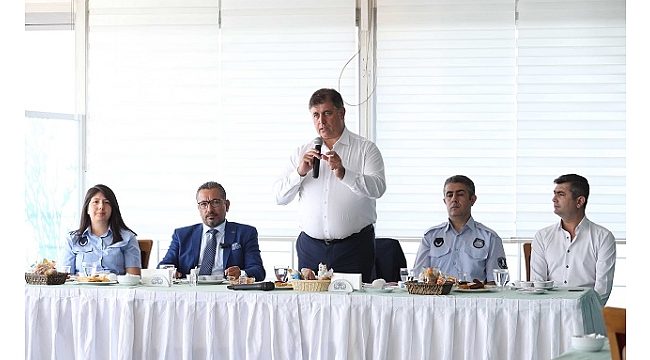 Karşıyaka Zabıtası’ndan 64. yıl kutlaması