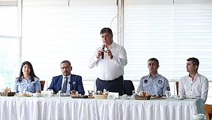 Karşıyaka Zabıtası’ndan 64. yıl kutlaması