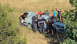 Otomobilin şarampole devrilmesi sonucu 4 kişi yaralandı