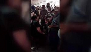 Pazarda parası çalınan kadına esnaf yardım elini uzattı