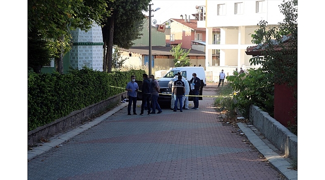 Uşak'ta arkadaşının otomobilde bıçakladığı sürücü öldü