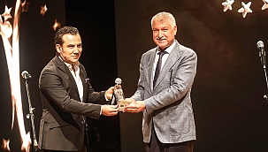Altın Koza'da en iyi film Ercan Kesal imzalı 'Nasipse Adayız'