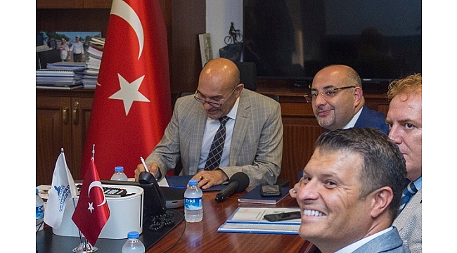 Başkan Soyer dünyada bir ilki başardı