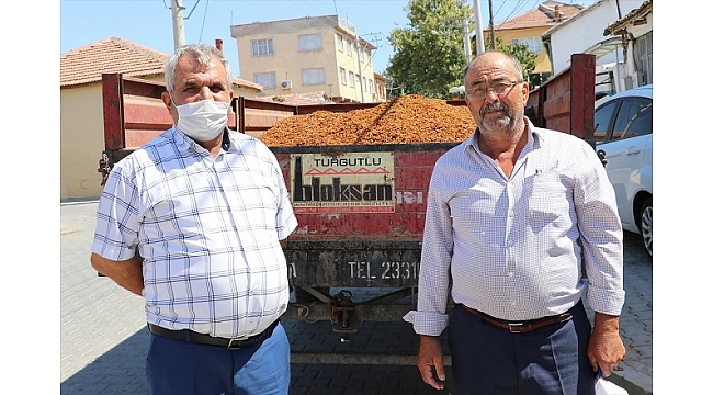 Çalınan 3 ton kuru üzüm, sahibine teslim edildi