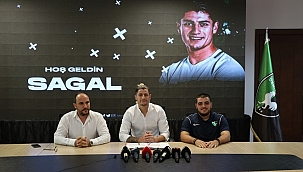 Denizlispor'un yeni transferi Sagal, sözleşmeye imza attı