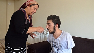Genç Samet, hayata yeniden dokunmak istiyor