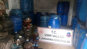 İzmir'de 6 bin 672 litre sahte içki ele geçirildi