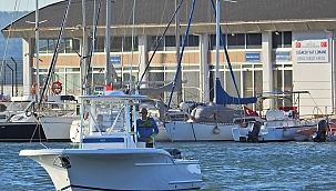 İzmir'de açık deniz balıkçılık turnuvası başladı