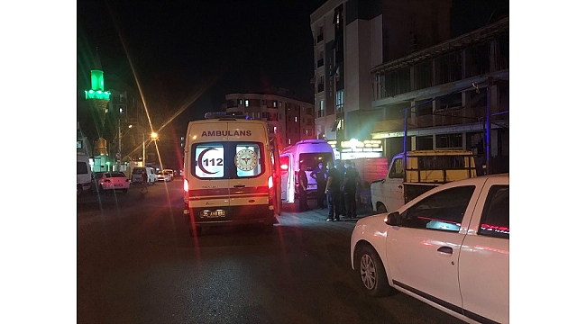 İzmir'de bıçaklanan kişi ağır yaralandı