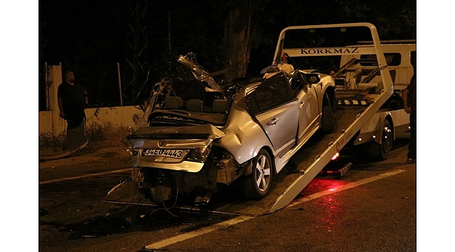 İzmir'de trafik kazası: 2 ölü, 2 yaralı