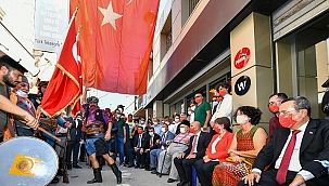 Kemeraltı’nda 9 Eylül coşkusu