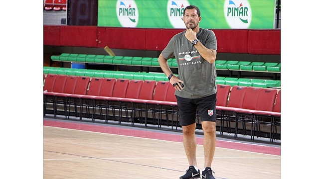 Pınar Karşıyaka sezona iyi başlamak istiyor