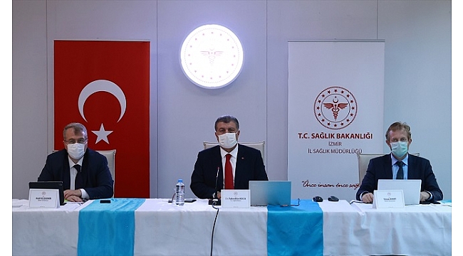 Sağlık Bakanı Fahrettin Koca, İzmir'de açıklamalarda bulundu