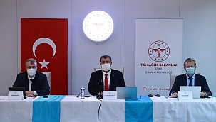 Sağlık Bakanı Fahrettin Koca, İzmir'de açıklamalarda bulundu