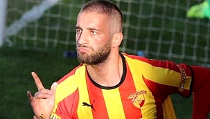 Trabzonspor, Fenerbahçe'nin de ilgilendiği Alpaslan Öztürk için harekete geçti!