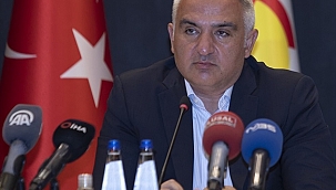 Turizm Bakanı Ersoy'dan önemli mesajlar