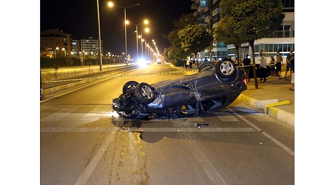 Uşak'ta takla atan otomobildeki 1 kişi yaralandı