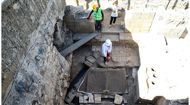 "1800 yıllık kalorifer sistemi bulundu"