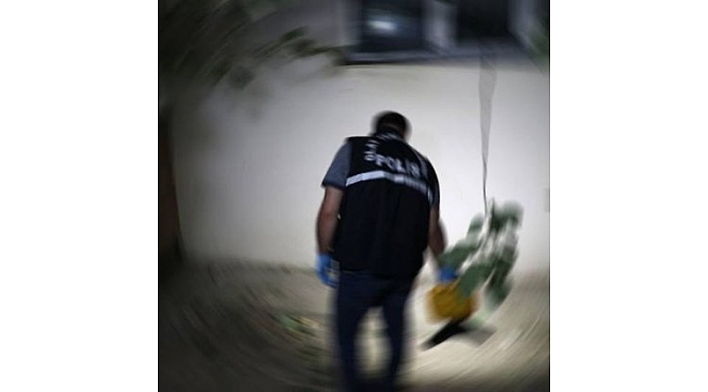 3 çocuk annesi evinde ölü bulundu