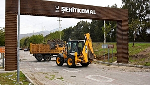 Aşağı Şehitkemal'e Aliağa Belediyesinden hizmet yağmuru