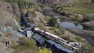 Başkentte tren kazası: 2 ölü, 2 yaralı