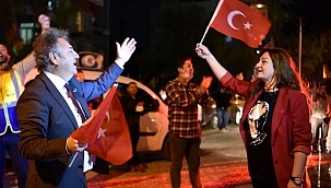Bornova’da Cumhuriyet Bayramı’na tedbirli kutlama