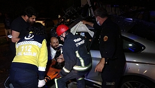 Bursa'da feci kaza 3 yaralı