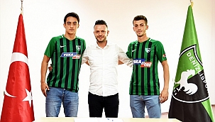 Emirhan Kaşcıoğlu ve Burak Gümüştaş ile profesyonel sözleşme imzaladı