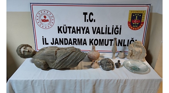 Kütahya'da tarihi eser operasyon