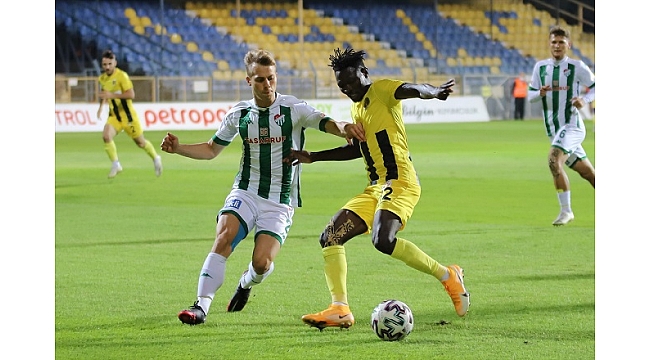 Menemenspor büyük oynadı 2-1