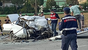 Otomobilin tıra çarpması sonucu 1 kişi öldü