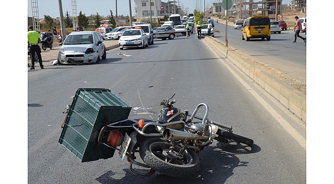 Otomobille çarpışan motosikletin sürücüsü öldü