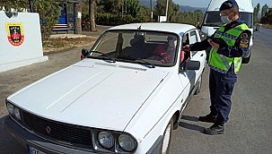 İzmir'de jandarma ekiplerinden kapsamlı emniyet kemeri denetimi