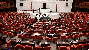 Türk askerinin Irak ve Suriye'deki görev süresi uzatıldı