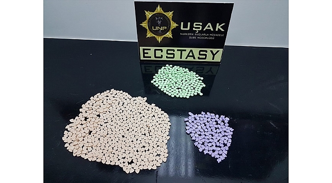 Uşak'ta 1970 uyuşturucu hap ele geçirild