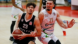Aliağa Petkimspor, Beşiktaş'ı 82-72 mağlup etti.