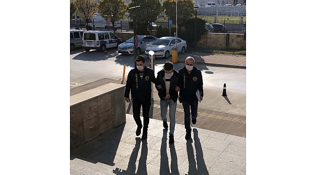 Ayakabı hırsızı yakalandı