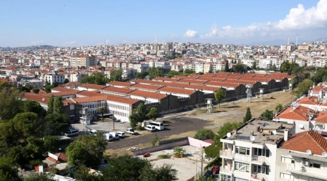 Deprem nedeniyle Buca Cezaevi boşaltıldı